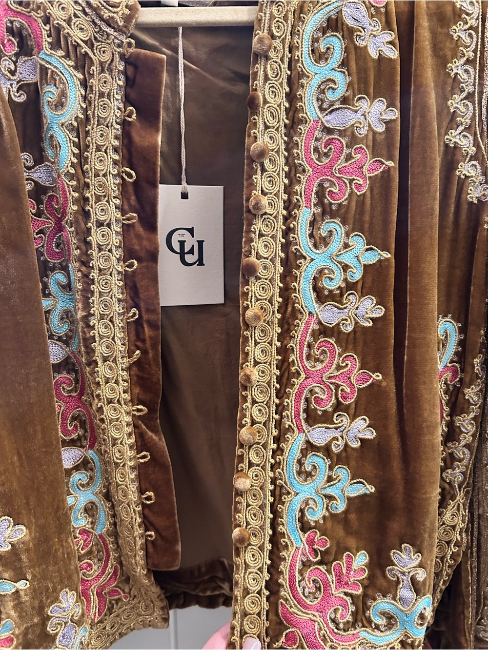 🌼CU Revolution Embroidered Velvet Jacket - Picture 5 of 8
